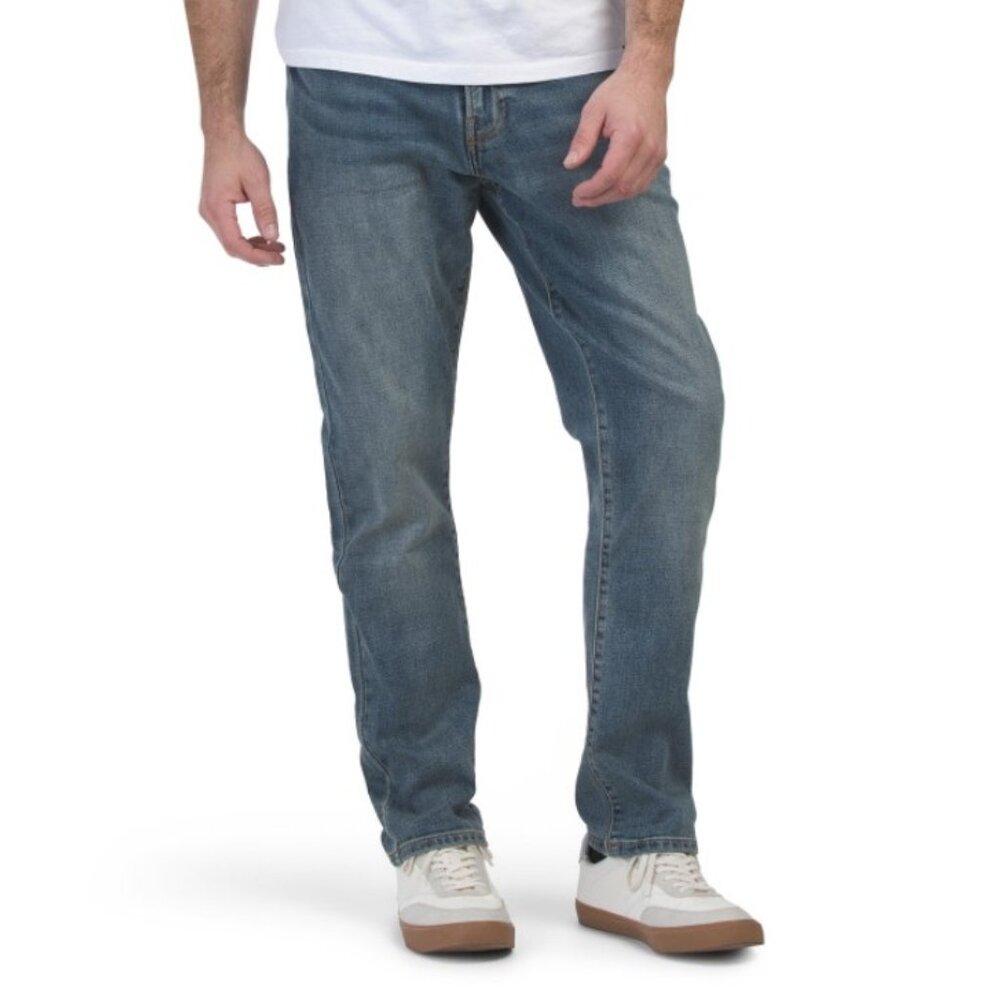 LUCKY BRAND  410 Athletic Straight Jeans.  Size 34 x30